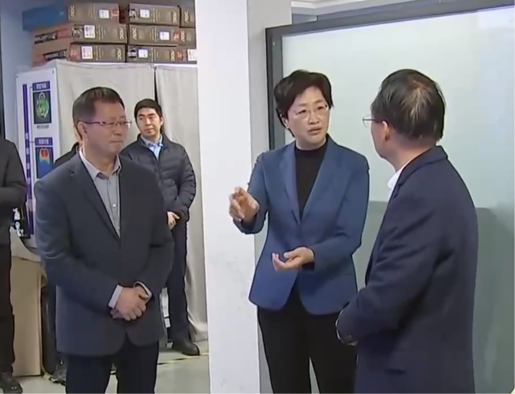 領(lǐng)導調(diào)研丨四川省委副書記、省長施小琳調(diào)研愛迦科技 深化改革，助企興企 進一步激發(fā)創(chuàng)業(yè)創(chuàng)新創(chuàng)造活力